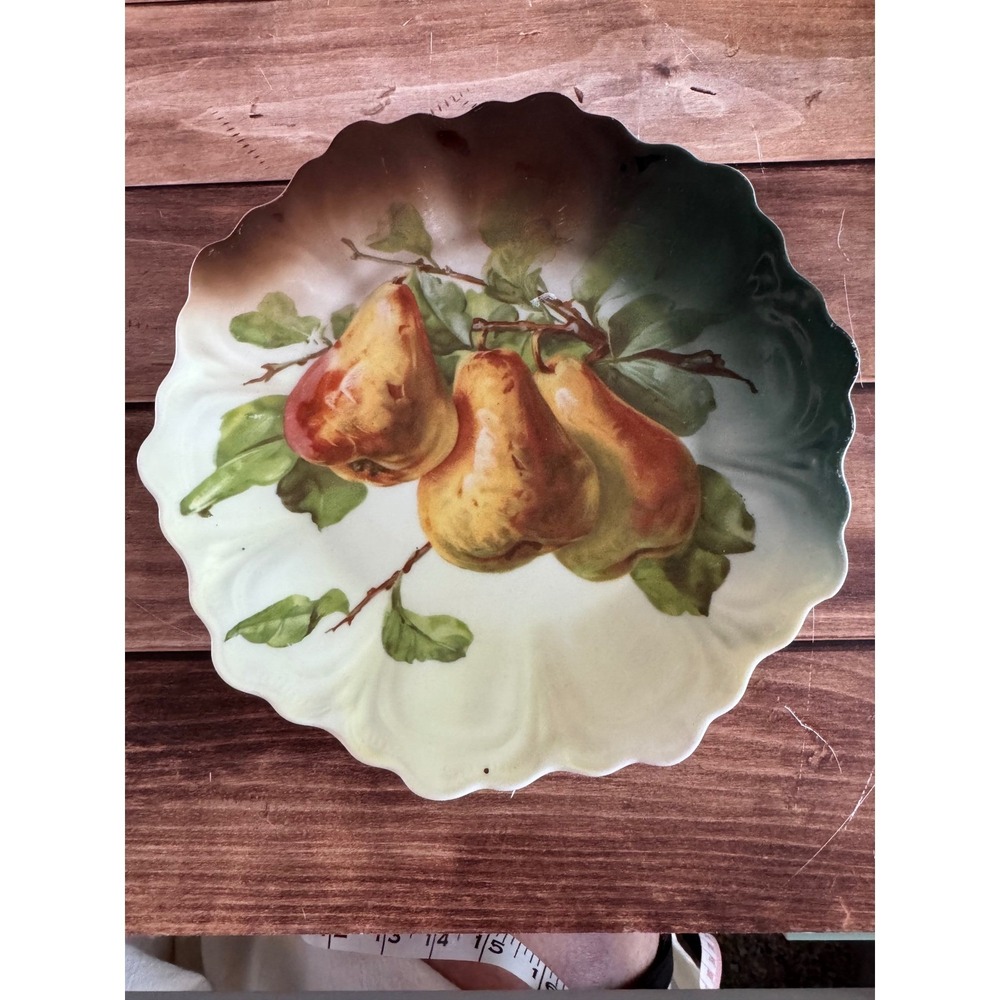 Vintage Hand Painted Porcelain Pear Plate Scalloped Edge Numbered 7616 8.5"